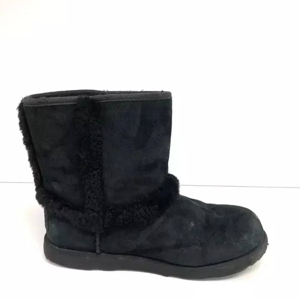 UGG kids hadley